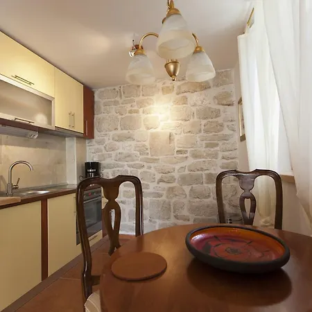 Apartment 12556a *